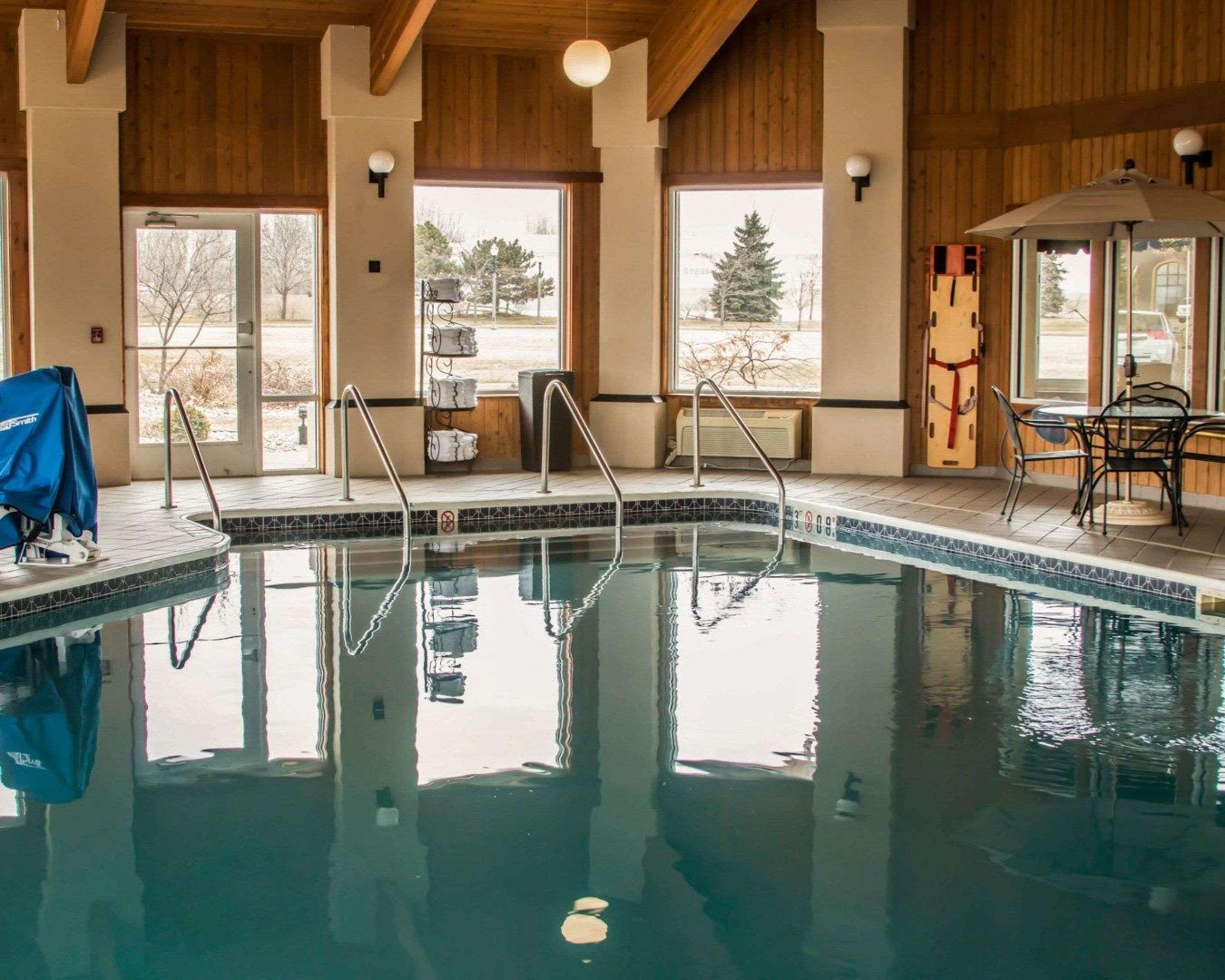 Comfort Inn & Suites Dimondale - Lansing Buitenkant foto