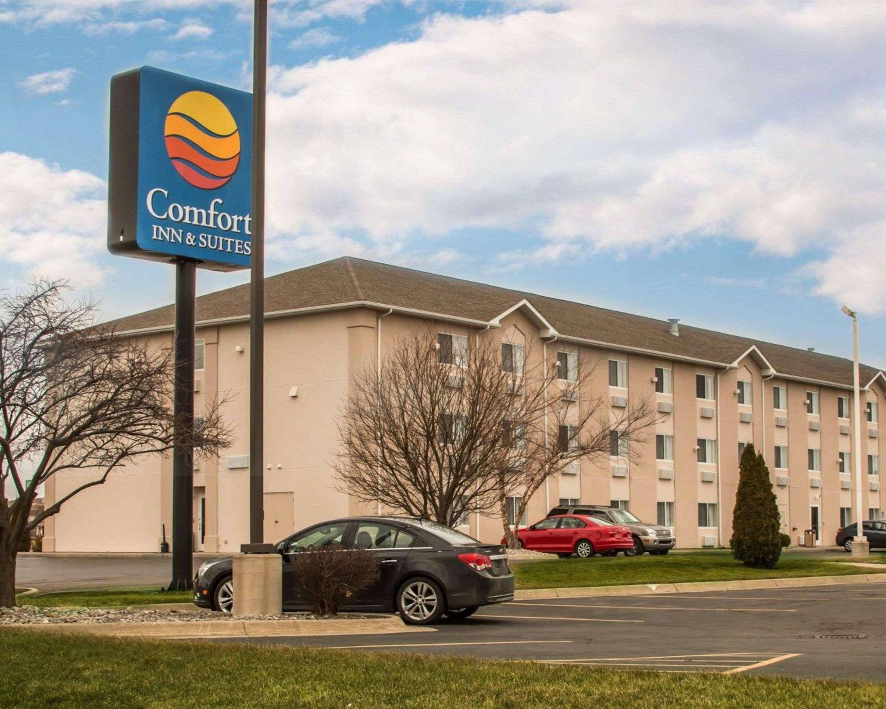 Comfort Inn & Suites Dimondale - Lansing Buitenkant foto